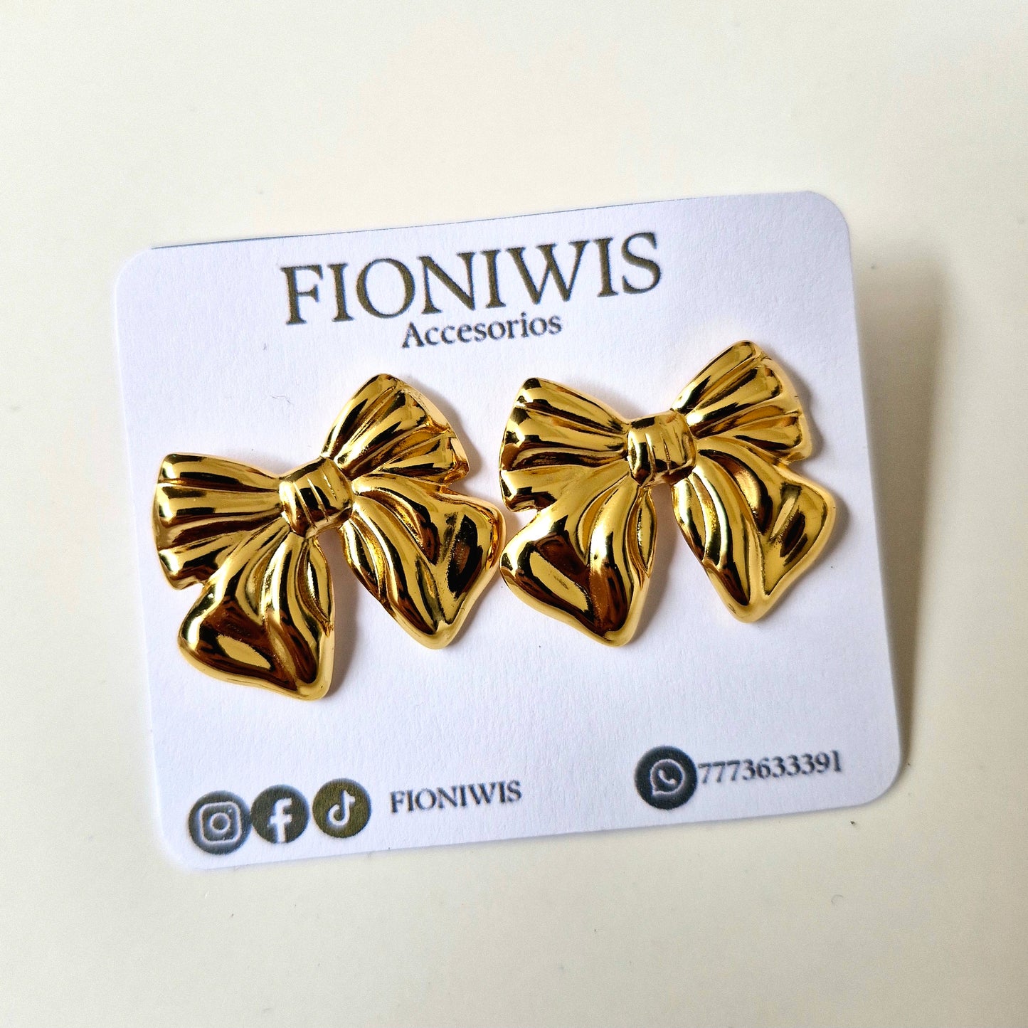 Aretes Moño