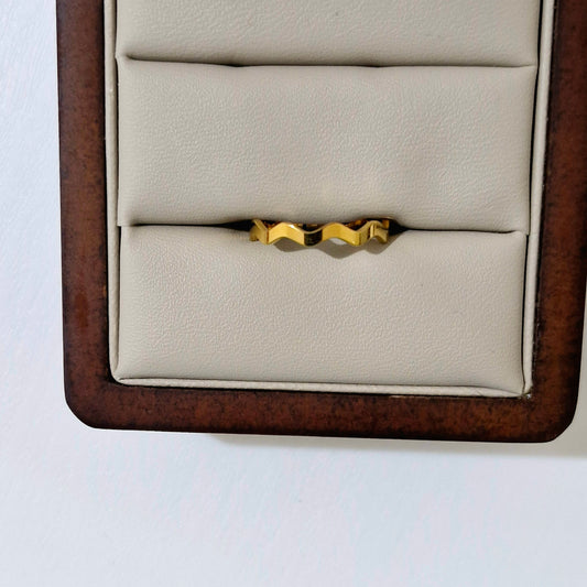 Anillo Zigzag