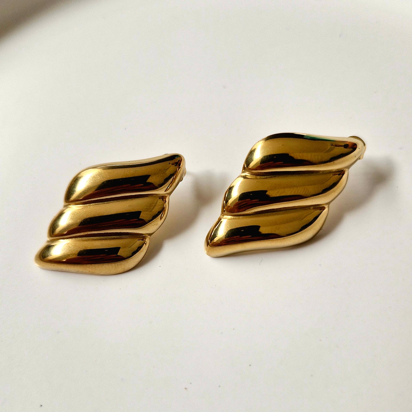 Aretes Alas Dorado